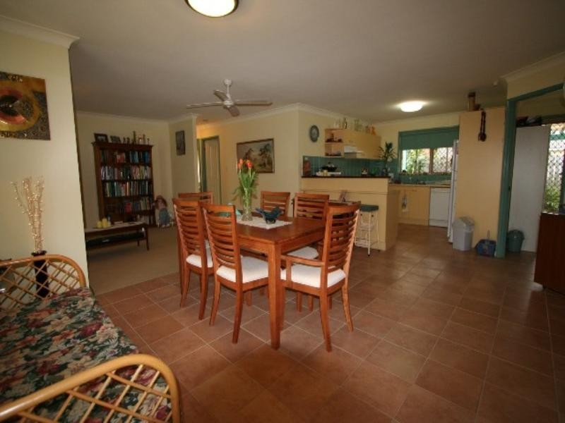 73 Henry Street, Wynnum QLD 4178