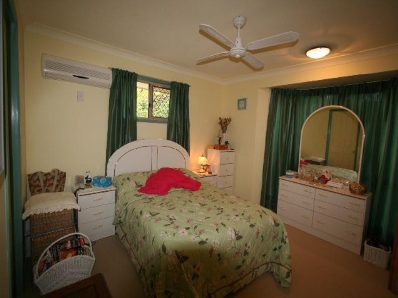 73 Henry Street, Wynnum QLD 4178