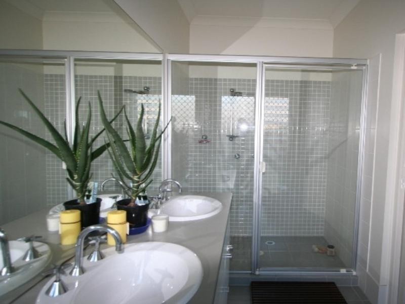 14 Goulburn Way, Wakerley QLD 4154