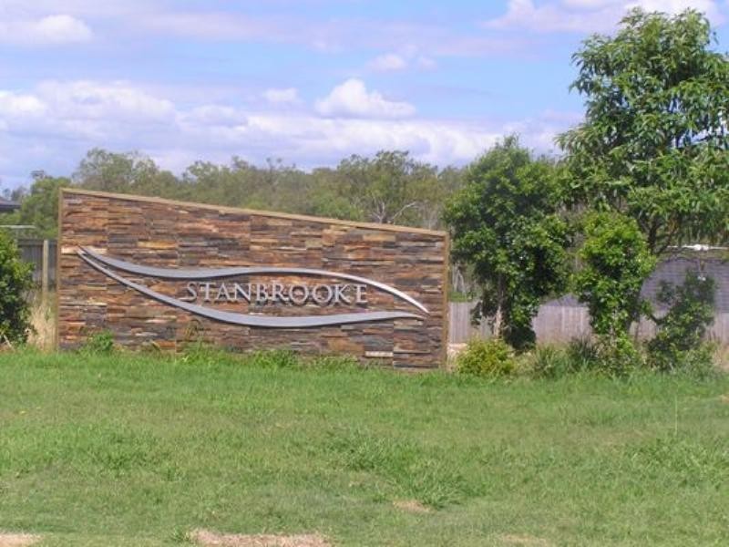 25 Stanbrough Road, Gumdale QLD 4154