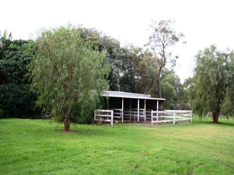 294 Green Camp Road, Gumdale QLD 4154