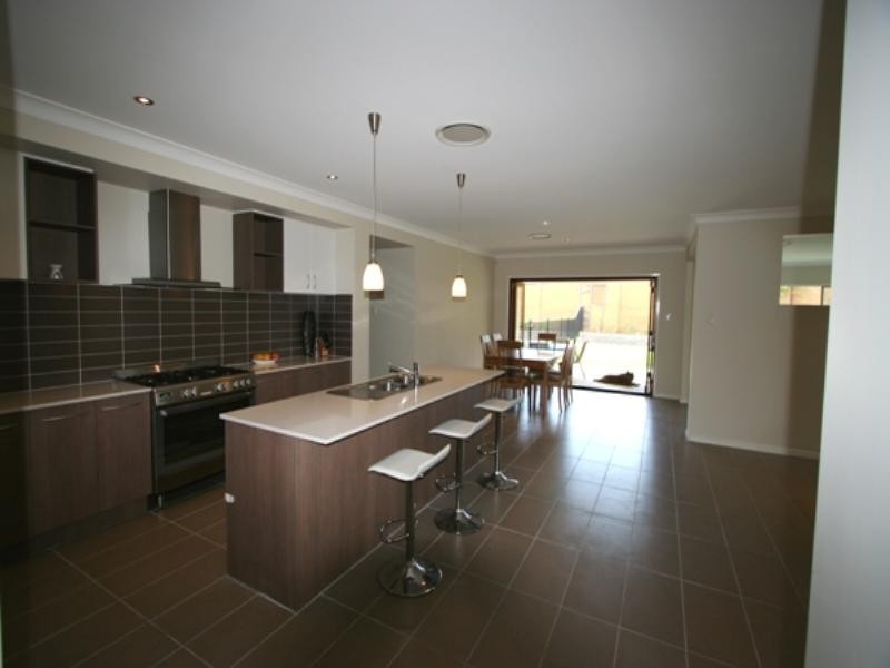 3 Red Gum Crescent, Wakerley QLD 4154