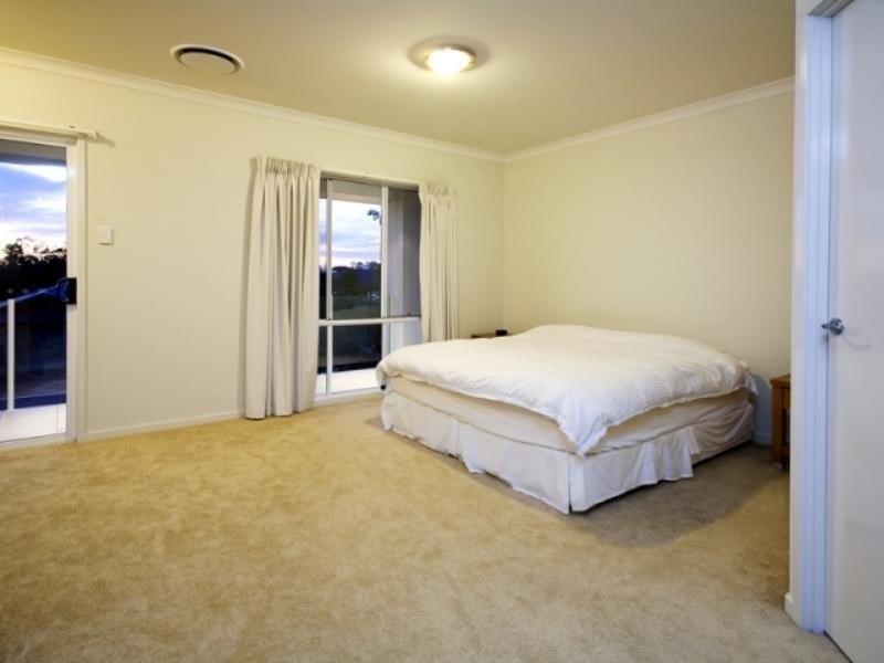 34 Balgowlah Street, Wakerley QLD 4154