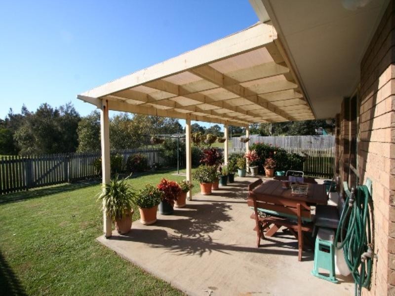 17 Thomas Street, Birkdale QLD 4159