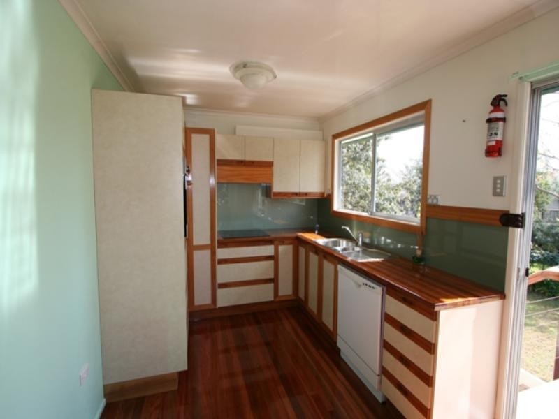 82 Talwong Street, Manly West QLD 4179