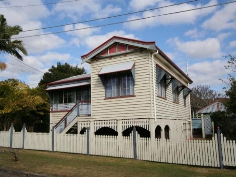 65 Waterview Avenue, Wynnum QLD 4178