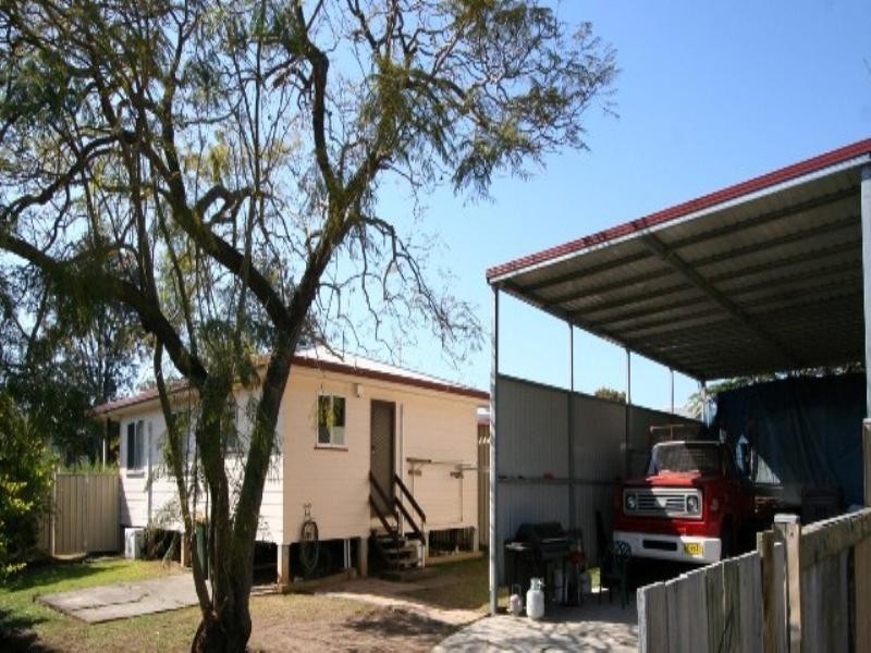 3 Malabar Street, Wynnum West QLD 4178
