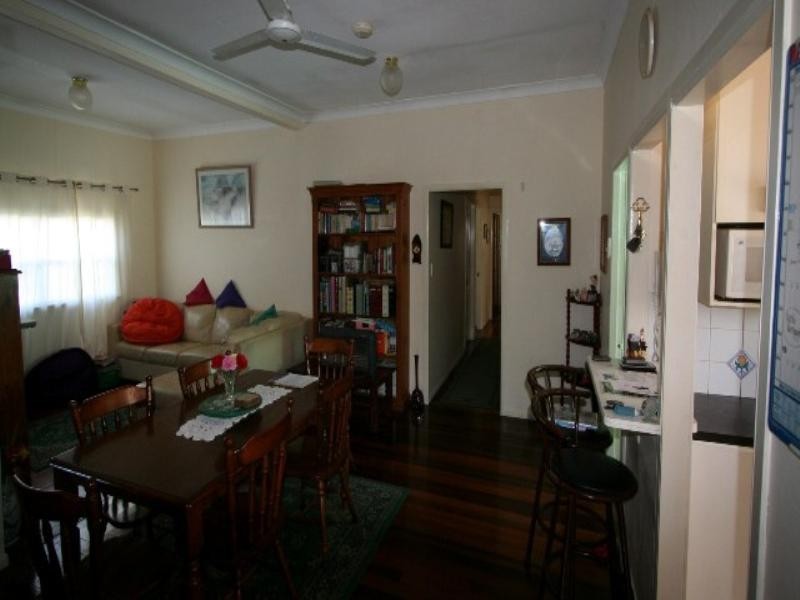 31 Bethania Street, Lota QLD 4179