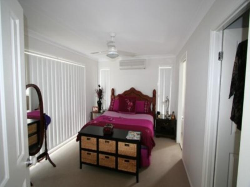 5 Tallis Street, Wakerley QLD 4154