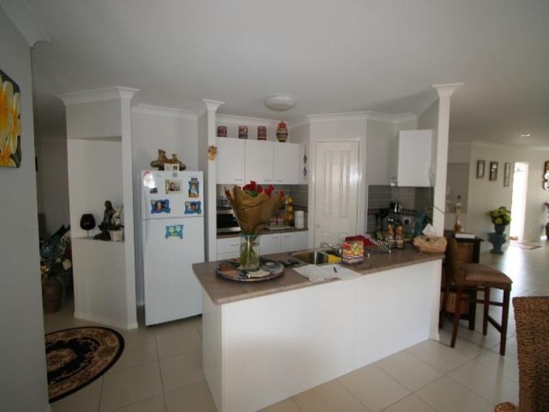 5 Tallis Street, Wakerley QLD 4154