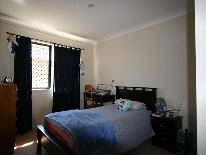 31 Paperbark Place, Wakerley QLD 4154