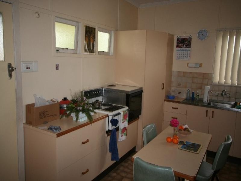 82 Boswell Terrace, Manly QLD 4179