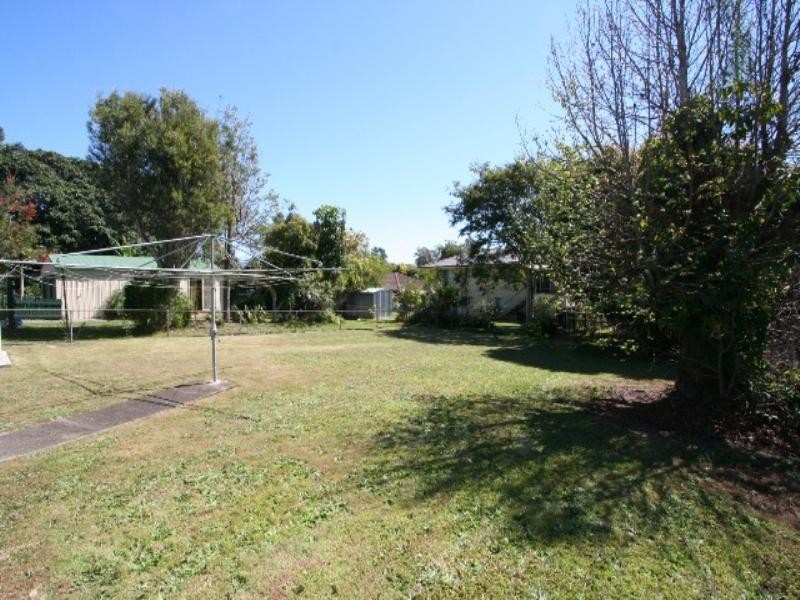 301 Preston Road, Wynnum West QLD 4178