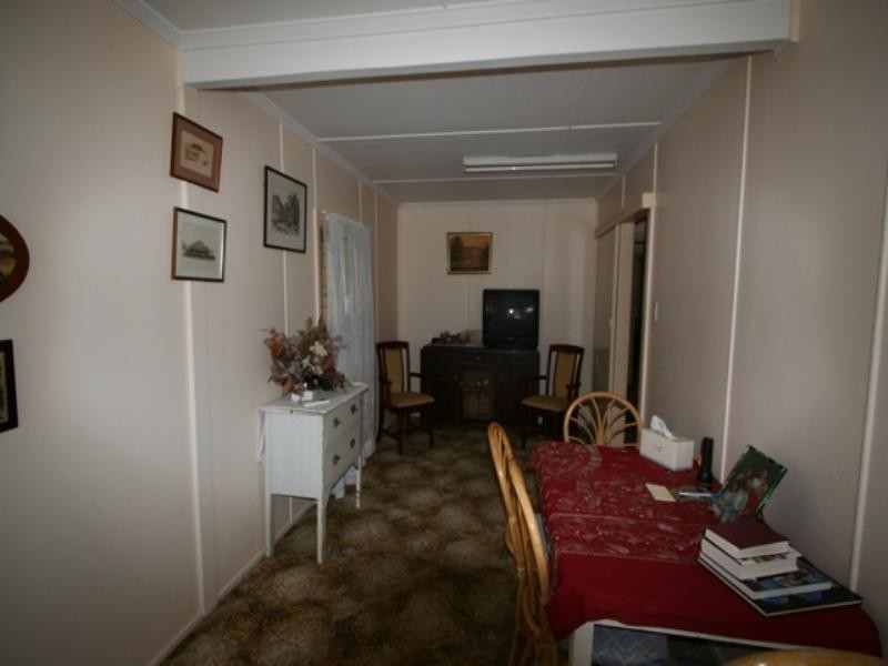 301 Preston Road, Wynnum West QLD 4178