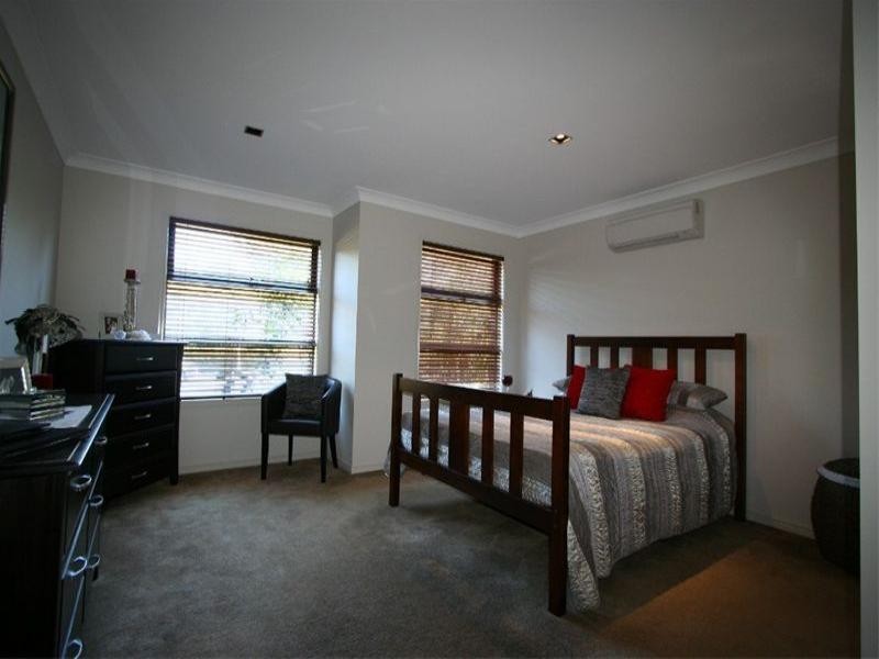 56 Red Gum Crescent, Wakerley QLD 4154