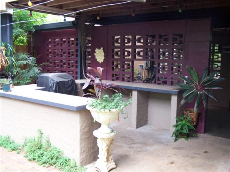 26 Cranleigh Street, Wynnum West QLD 4178