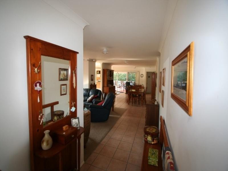 19 Alpine Place, Belmont QLD 4153