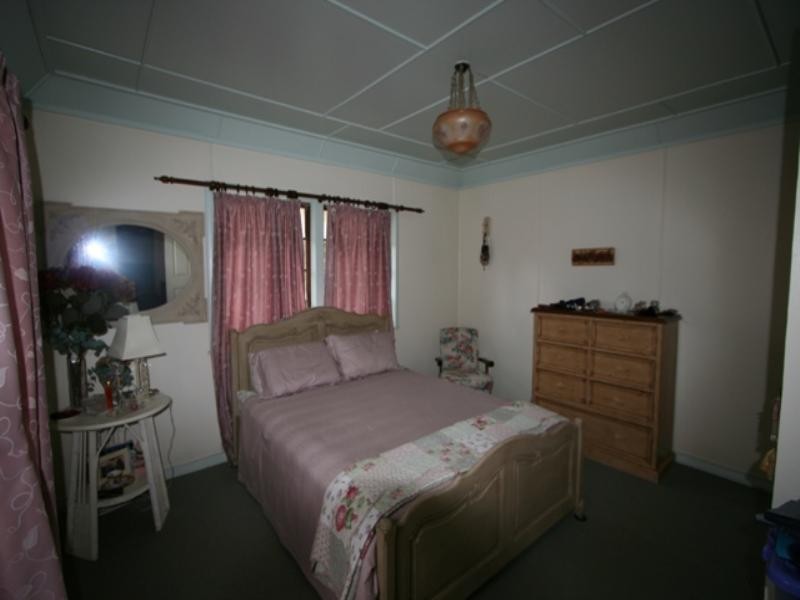 106 Hindes Street, Lota QLD 4179