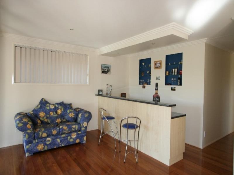 75 Cavell Street, Birkdale QLD 4159