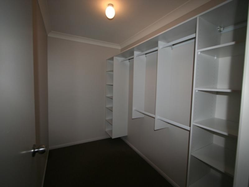 57 Boston Road, Belmont QLD 4153