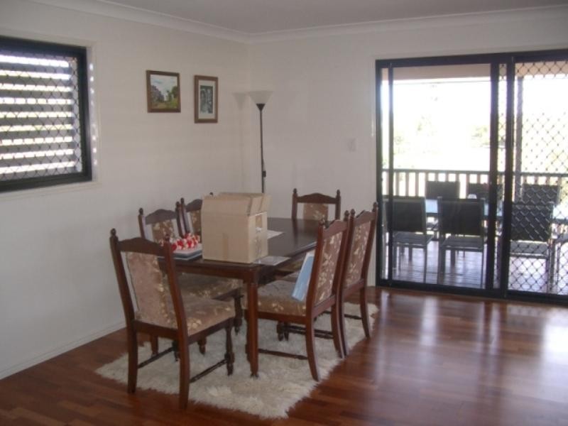 27 Andrew Street, Lota QLD 4179