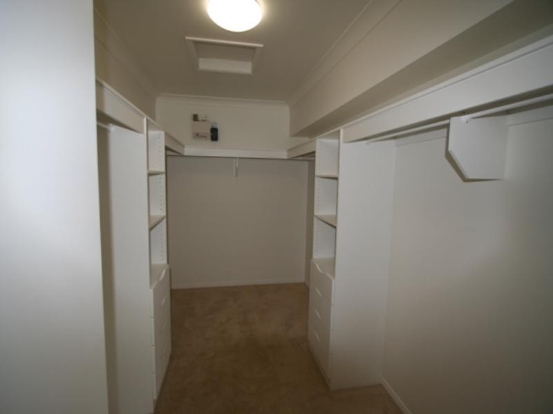 30 Bridgewater Place, Lota QLD 4179