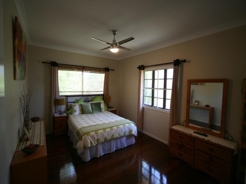 137 Hindes Street, Lota QLD 4179