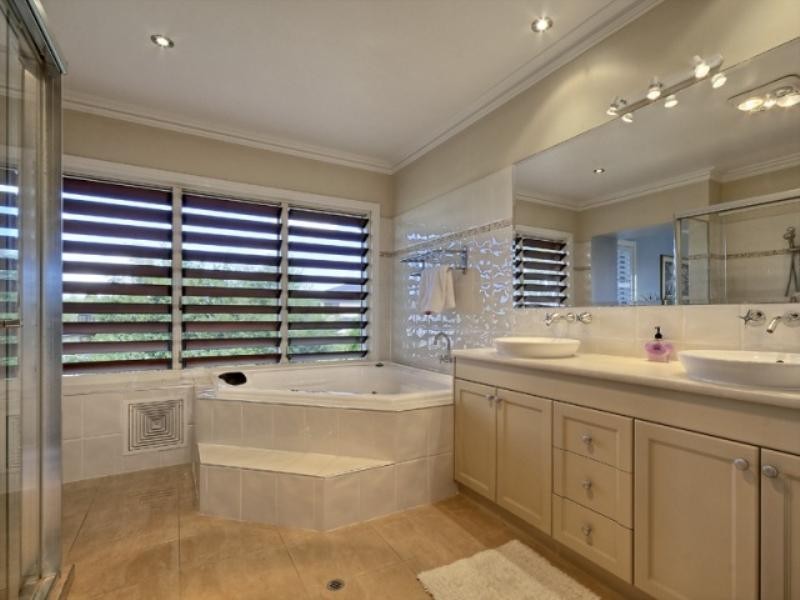 47 Hannah Circuit, Manly West QLD 4179