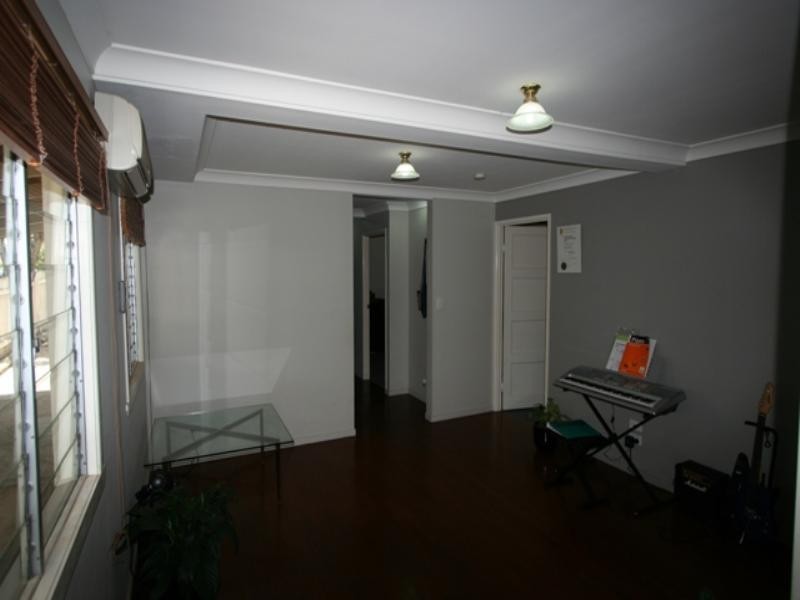 37 Carnation Road, Manly West QLD 4179