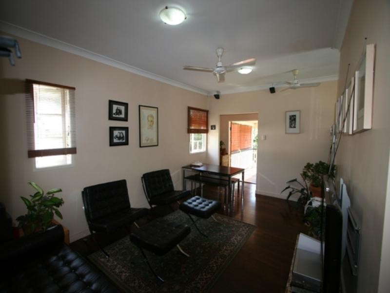 37 Carnation Road, Manly West QLD 4179