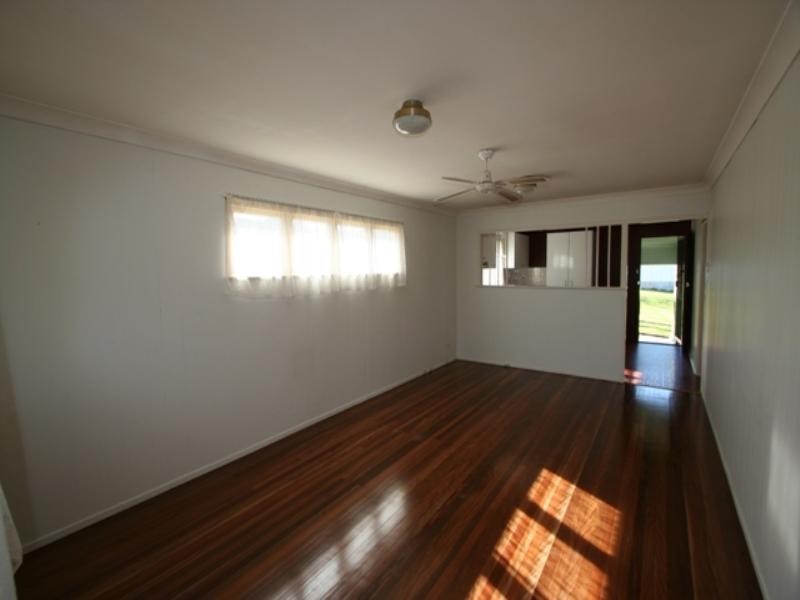 2 Selkirk Street, Tingalpa QLD 4173