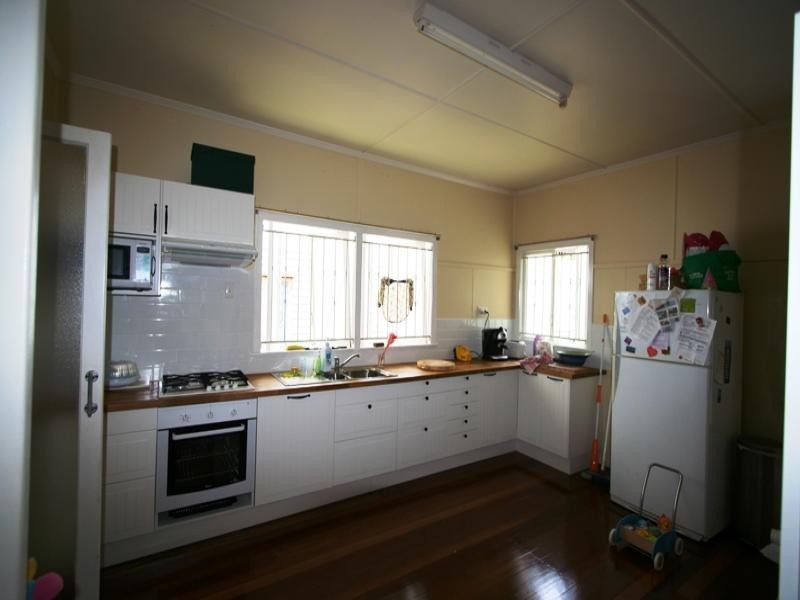 1 Mountjoy Terrace, Wynnum QLD 4178
