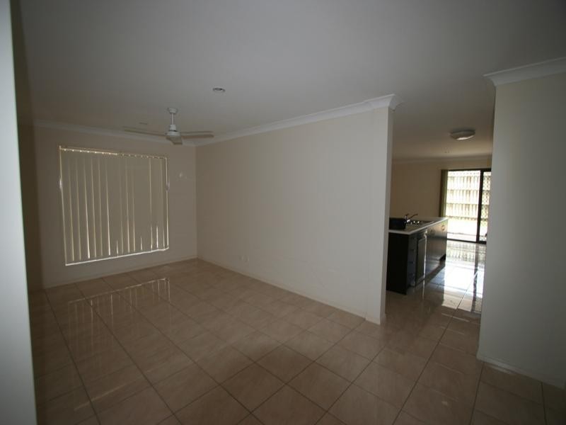 40 Treetop Place, Manly West QLD 4179