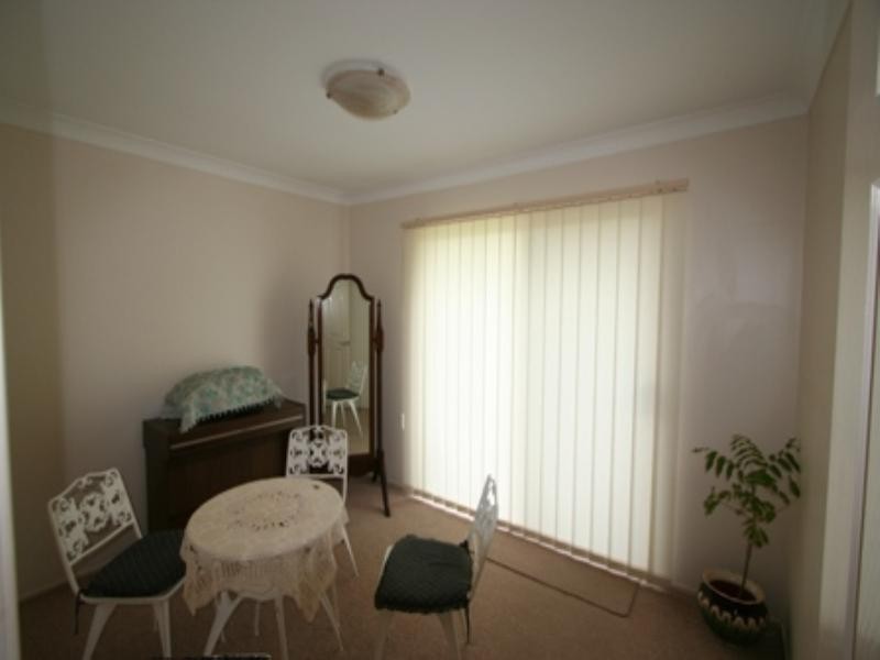 121 Whites Road, Manly West QLD 4179