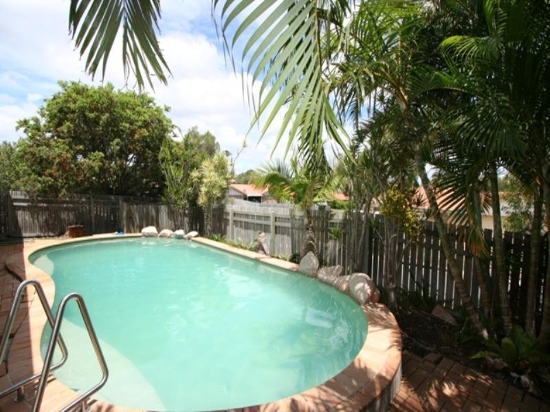 3 Sailfish Avenue, Birkdale QLD 4159
