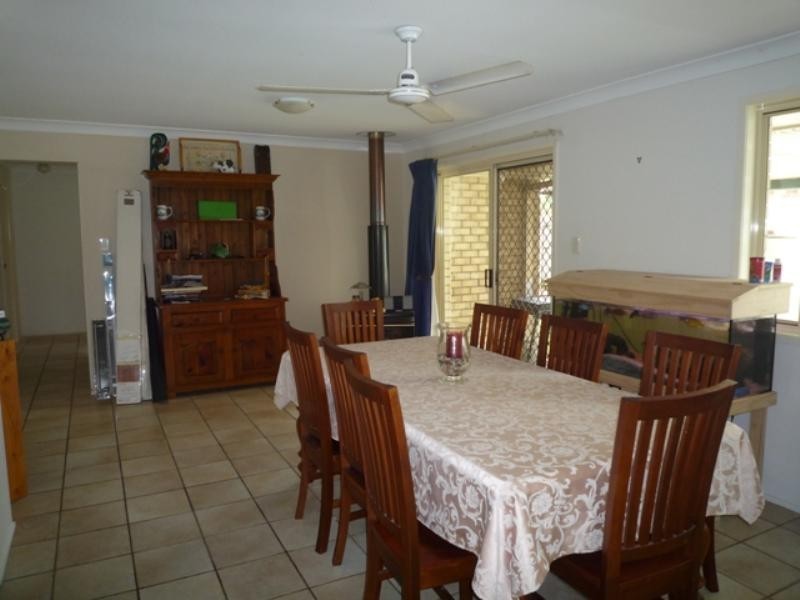 3 Sailfish Avenue, Birkdale QLD 4159