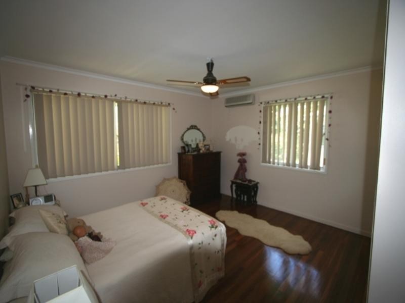 117 Kamarin Street, Manly West QLD 4179