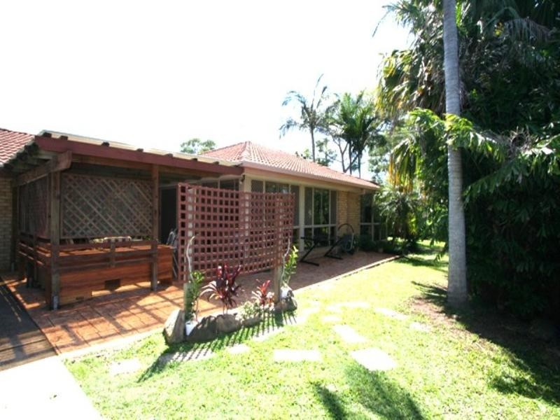 297 Whites Road, Lota QLD 4179