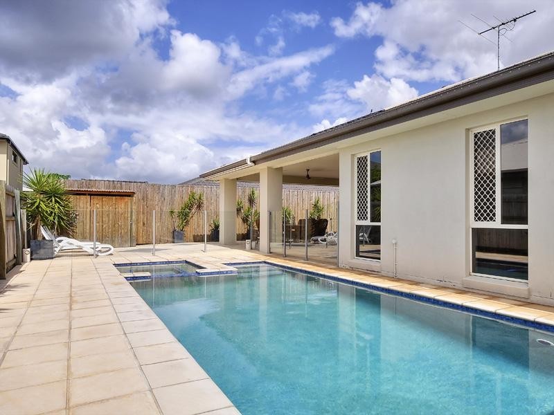 16 Balgowlah Street, Wakerley QLD 4154