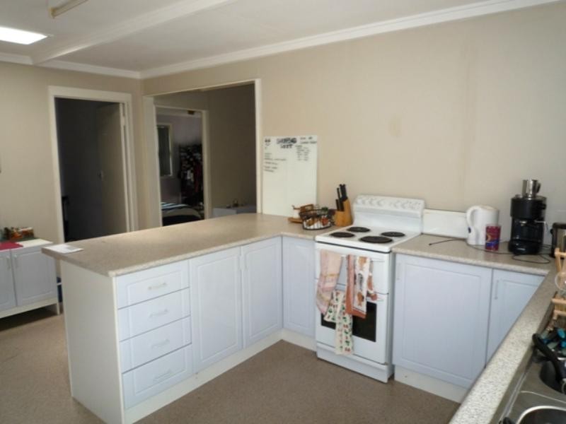 9 Villiers Street, Lota QLD 4179