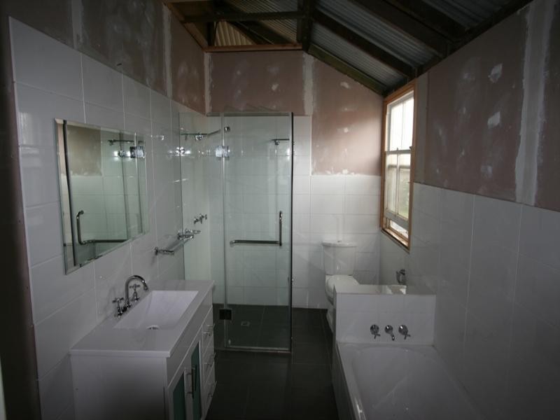 10 Worthing Street, Wynnum QLD 4178