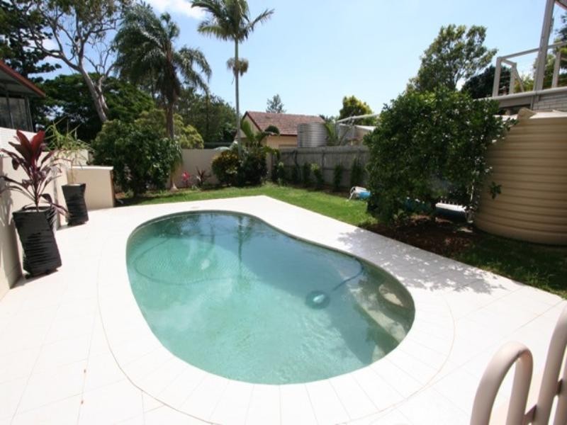 43 Crown Street, Wynnum QLD 4178