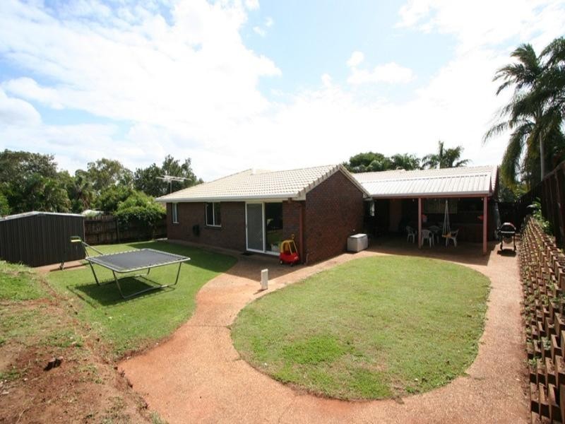 15 Spurs Drive, Wellington Point QLD 4160