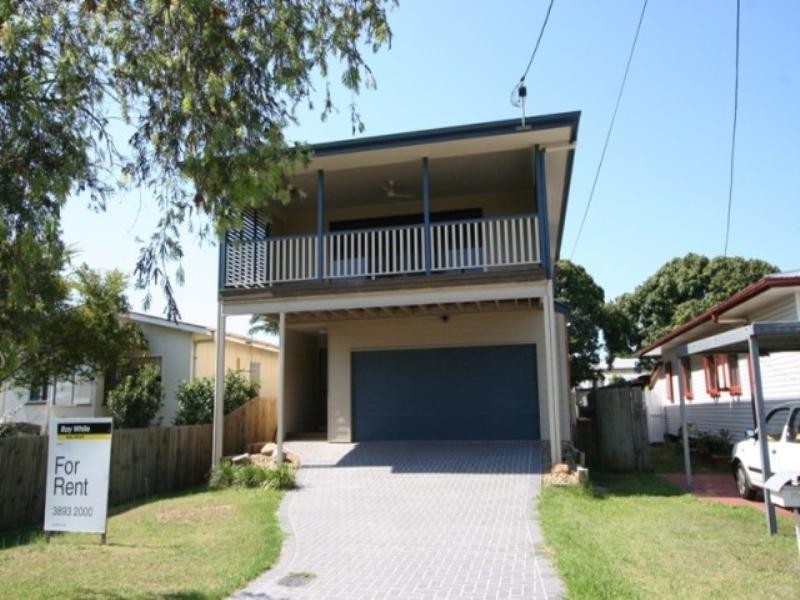 27 Andrew Street, Lota QLD 4179