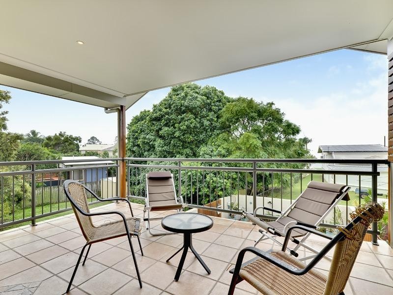 28 Stewart Parade, Manly QLD 4179