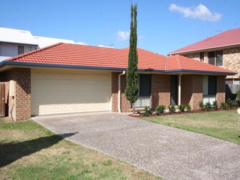 43 Brookside Place, Lota QLD 4179