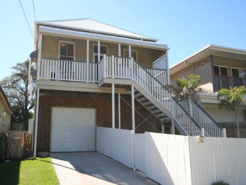 12 Killarney Avenue, Manly West QLD 4179