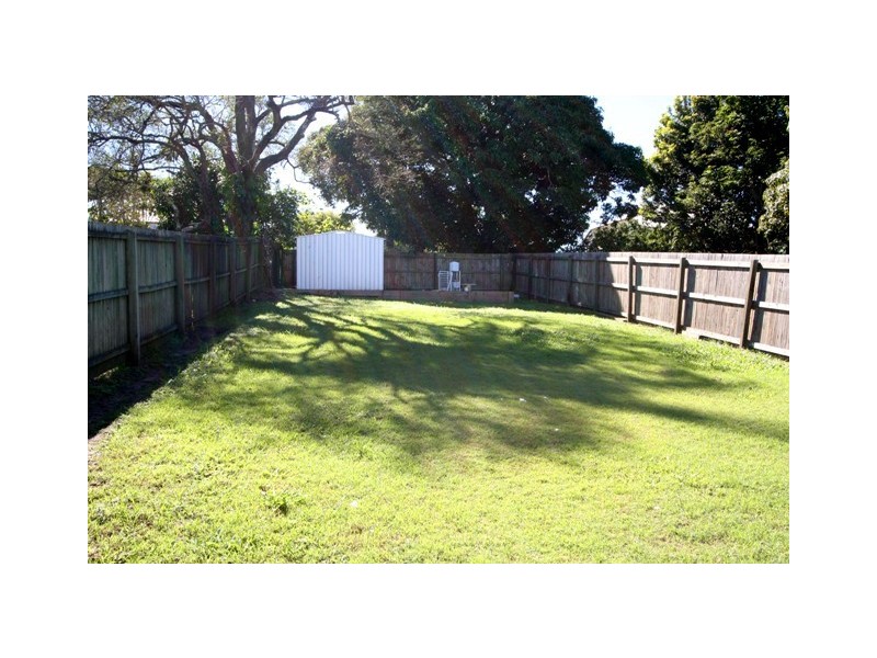 12 Killarney Avenue, Manly West QLD 4179