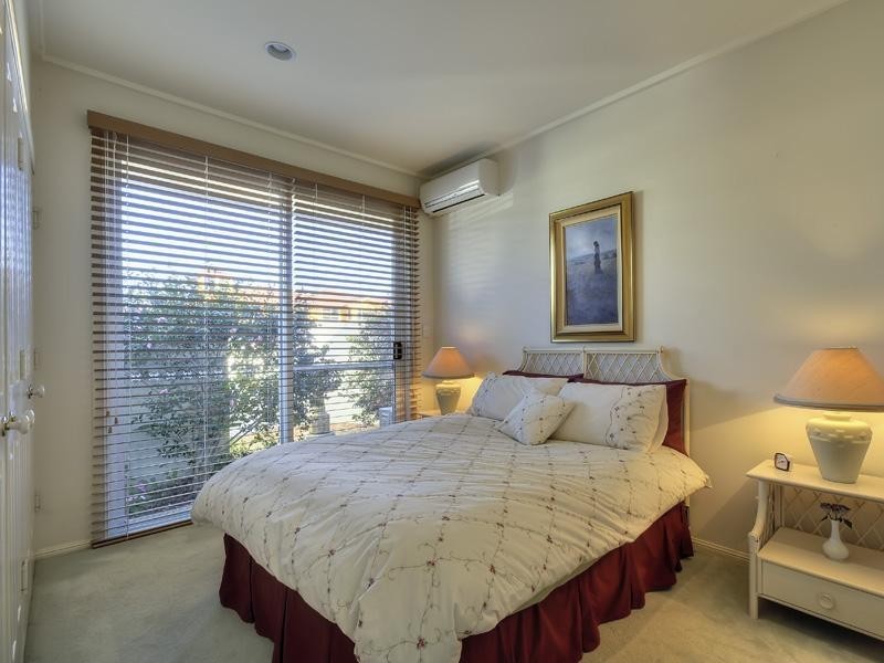 48 Seacrest Court, Raby Bay QLD 4163