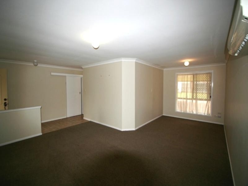 1 Mulder Street, Manly West QLD 4179